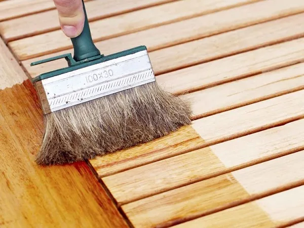 Trattamento e Cura del Legno